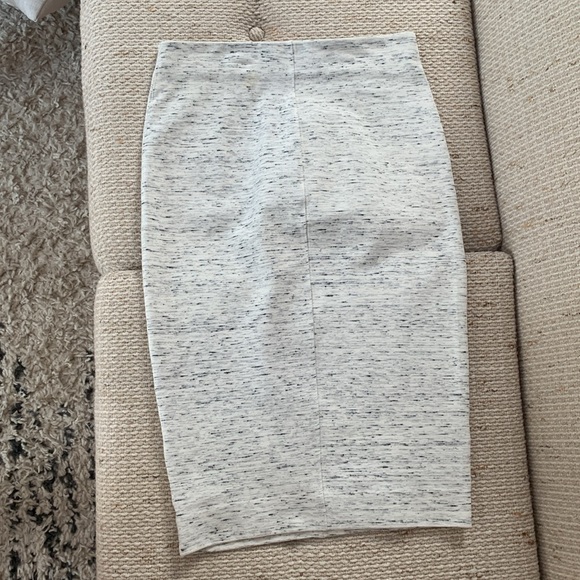 Wilfred Lis pencil skirt - Picture 3 of 6